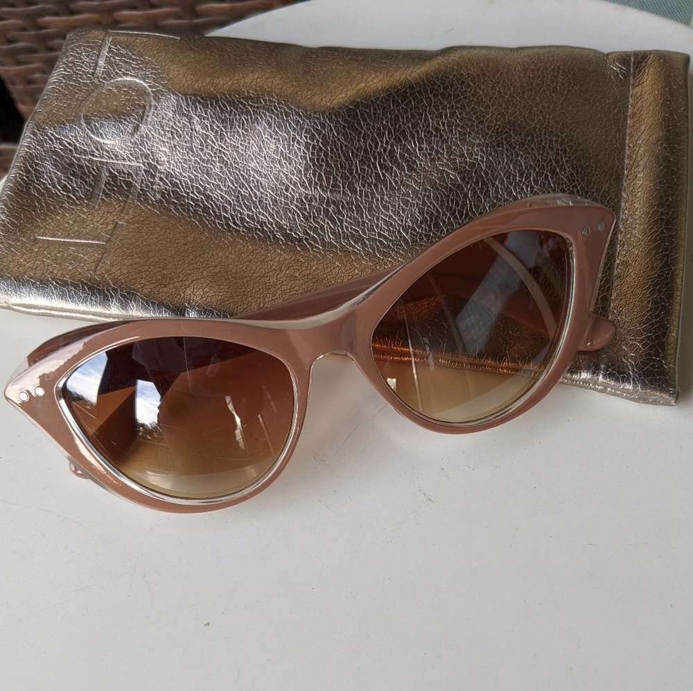 Cateye sunglasses